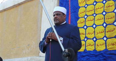 وكيل الأزهر يؤدى صلاة العيد بمسقط رأسه بقرية شطورة 