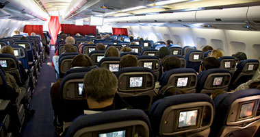 3 مخاطر يمكن حدوثها بسبب عدم تفعيل ميزة flight mode أثناء ركوب الطائرات