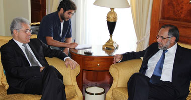 خلال لقائه بسفيرى الهند وإيطاليا..صباحى: نواجه تحديات تهدد الدولة والشعب..والدول الأوروبية بنت مواقفها تجاه الأحداث على معلومات خاطئة..وأكد:دعم القوى الوطنية للجيش والشرطة فى مواجهة الإرهاب