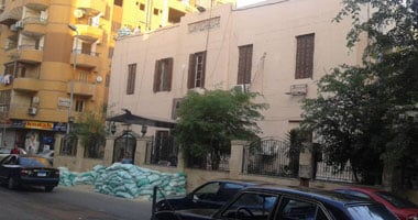 "جنح الزيتون" تقضى ببراءة 3 ضباط من تهمة مداهمة منزل مواطن دون إذن نيابة