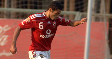 شحاتة «يعاقبنى» لأننى فضلت الأهلى على الزمالك 