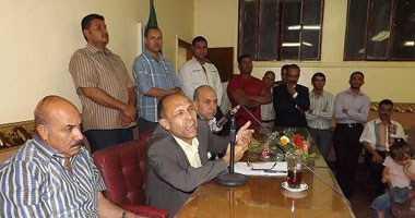 محافظ الفيوم يقيل رئيس مدينة "سنورس" بعد شكاوى الأهالى من الإهمال