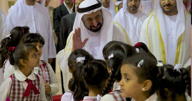 حاكم الشارقة يطلق جائزة للنقد الشعرى الأدبى للارتقاء بإنتاج الشباب