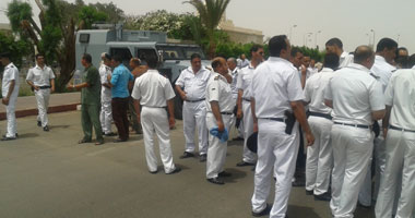 إضراب العاملين بمرور دمياط للمطالبة باستبعاد وكيل الإدارة