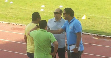 ثلاثى مجلس إدارة الزمالك يجتمع بميدو خلال المران