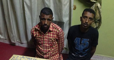 ضبط عاطلين بحوزتهما 291 تذكرة هيروين بالبحيرة