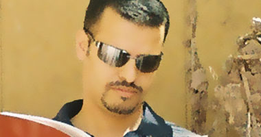 لوحات فنان تشكيلى مصرى تشارك فى معرض "بالنمسا"