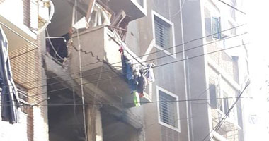انهيار جزئى لعقار من 3 طوابق صادر له قرار إزالة فى طنطا بالغربية