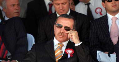 أردوغان يثير مجدداً حق ارتداء الحجاب بالجامعات