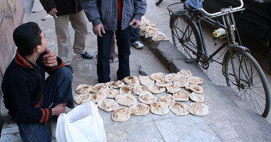 ضبط 6 أطنان خبز مجفف فى أسيوط