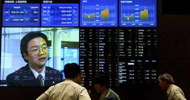 مؤشر نيكى اليابانى يغلق منخفضاً بـ 2.3 %
