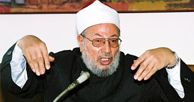 القرضاوى يصف أوباما "بالسىء" ويهنئ قطر بتنظيم المونديال