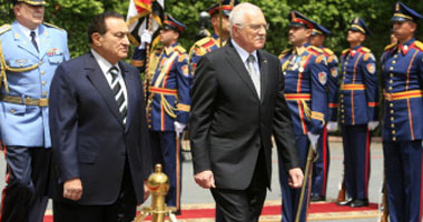 الرئيس التشيكى يشيد بدور الأزهر