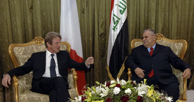 العراق يطلب من فرنسا تزويده بأسلحة متطورة