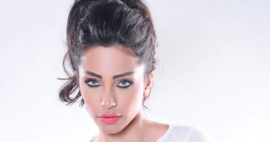 اللبنانية سالى تطرح أغنية باللهجة الخليجى