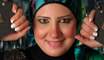 البصل وزيت الخروع لتطويل وتكثيف الرموش