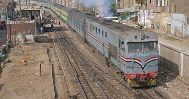 مصرع شخص وتحول جثته لأشلاء أسفل عجلات قطار فى الشرقية