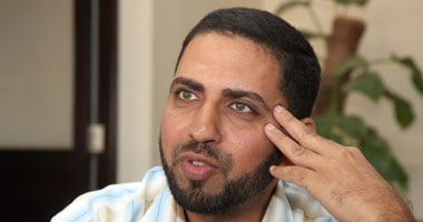 مدير مكتب القرضاوى السابق يعترف: الإخوان انتهازيون ويتلاعبون بأنصارهم