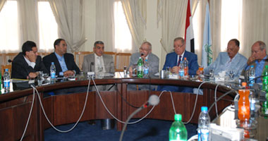"مستثمرو العاشر" تدعو مبارك لزيارة المنطقة الصناعية