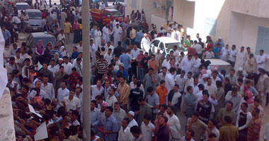 آلاف الخريجين يتقدمون للعمل بشركة مياه بمطروح