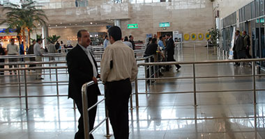 عزل راكبين بالمطار للاشتباه فى إصابتهما بالأنفلونزا