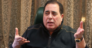السلاب يفكر فى اعتزال الحياة السياسية