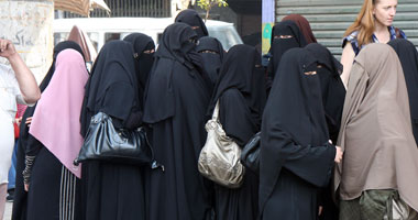 مصطفى غيث يكتب..  وجهان لعملة واحدة