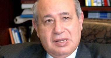 اليوم.. وزير التموين يتفقد الأسواق بالإسكندرية