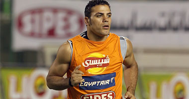 المنيرى: عمرو زكى لن يعتزل ويبدأ غداً البرنامج التأهيلى