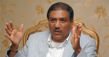 السادات: شيكات اللاعبين مرهونة بعودة الدورى 