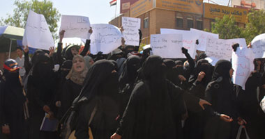 الآلاف يتظاهرون فى محافظات جنوب اليمن 