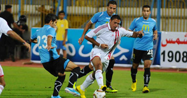 احتجاز لاعبى الزمالك داخل غرفة خلع الملابس خوفاً من الجماهير