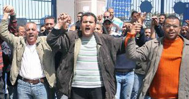 رئيس "القابضة للنقل البحرى" يرفض التعليق على اعتصام عمال حاويات الإسكندرية 