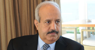 عدنان يوسف: الأموال المصرية المهربة غير موجودة فى البنوك العربية