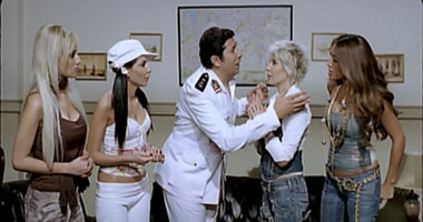 "أسد وأربع قطط" على روتانا سينما.. غدا