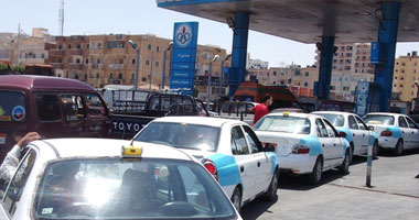 أسيوط تستعد لضخ كميات إضافية فى محطات الوقود