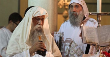 اليوم.. انتهاء صوم الأقباط والقداس الأخير لمرشحى الكرسى البابوى 