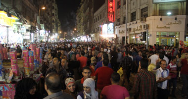 بالصور..زحام أمام دور العرض و اشتباكات بـ" طلعت حرب" فى ثانى أيام العيد