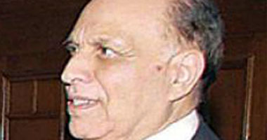 عادل حسنى يسافر أبوظبى لتسويق"نوارة والاختيار"