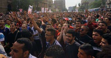 أهالى الطلاب المحبوسين يطالبون النائب العام بالإفراج عن أبنائهم