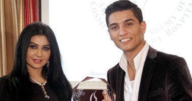 محمد عساف يوجه نداء للمساعدة فى تمويل وكالة الأونروا