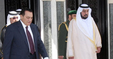 مبارك يغادر أبو ظبى عائدا لمصر