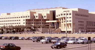 أحمد دياب عضو لجنة التعليم: ضد تخصيص أراض للجامعات الخاصة