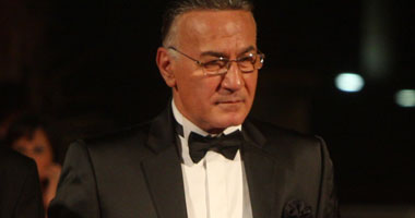 المبدع أنسى أبو سيف يعتذر عن تكريم "القاهرة السينمائى"