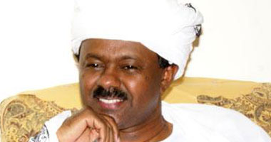 الوالى يقيم حفل عشاء لبعثة "الحدود" بالسودان