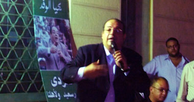 شردى يعد الأهالى بمد العمل بالمنطقة الحرة فى بورسعيد 