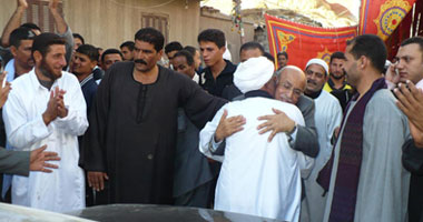 "شهاب" يواصل جولته الانتخابية بـ"أبيس"