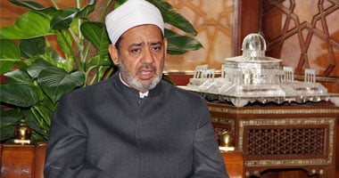       وفد من القساوسة يزور شيخ الأزهر بفرنسا 
