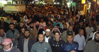 تظاهر الآلاف بالعريش ضد اقتحام "الأمن الوطنى" للمنازل 
