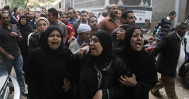 غدا.. وقفة احتجاجية لأهالى الشهداء لعزل شفيق سياسياً